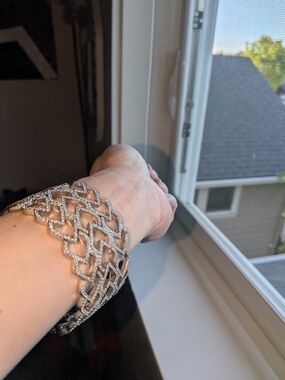 Rhinestone Lattice Silver Cuff Bracelet-Hearts